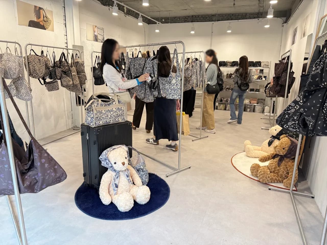 하이루프, 성수동서 팝업스토어 열고 오프라인 소통 확대