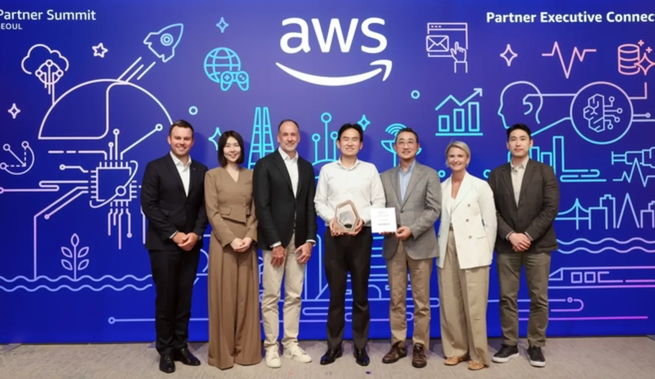 센드버드 AWS 파트너 서밋서 라이징 스타상 수상.png